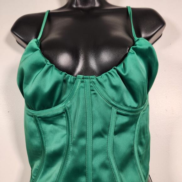 PRETTYLITTLETHING Corset Top Womens 4 Emerald Green Satin Fitted Cutout Hem NEW - Picture 7 of 10